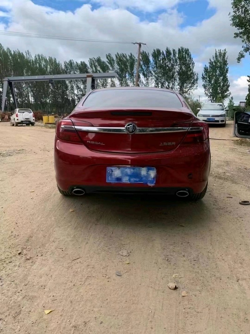 枣庄17年别克君威6