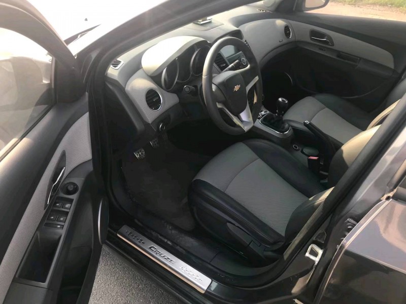 潍坊13年雪佛兰科鲁兹4