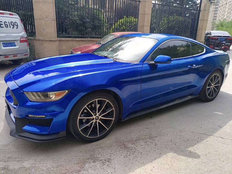 青岛15年福特野马7