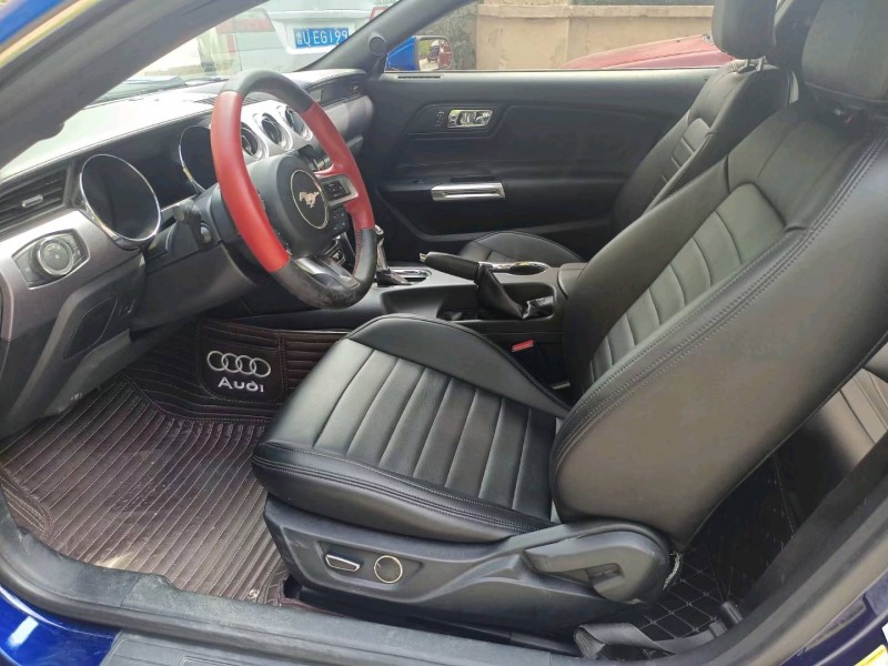 青岛15年福特野马5