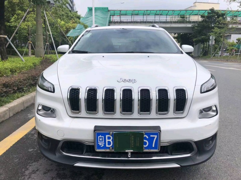 廣州18年Jeep自由光1