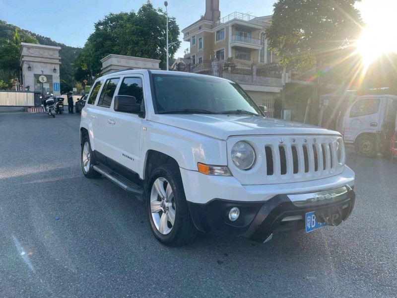 廣州15年Jeep自由客3