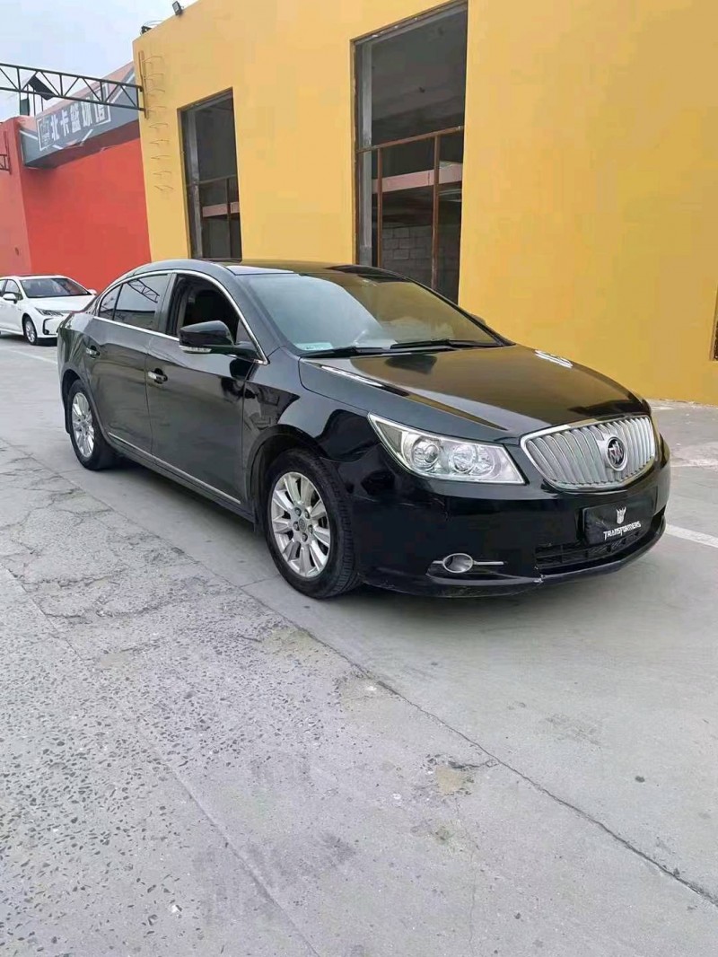 邢台14年别克君越6