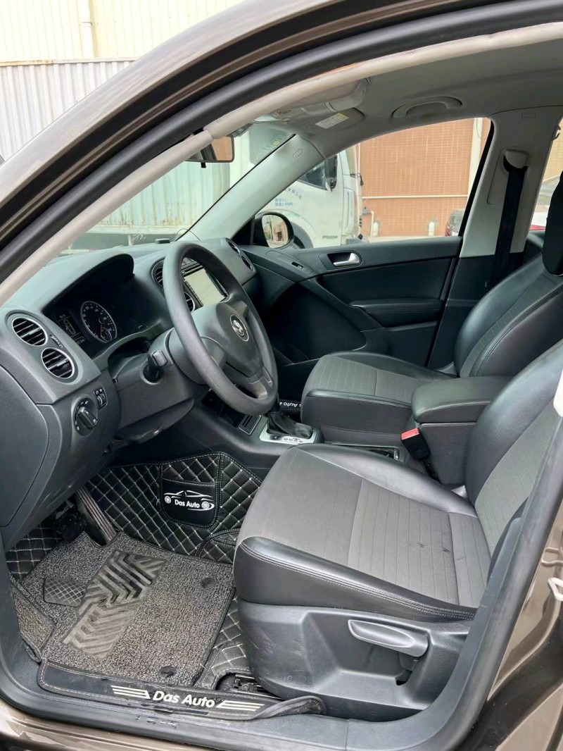 东莞14年大众途观5