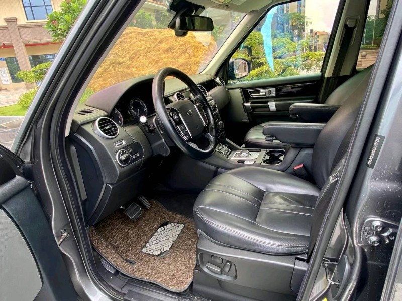 广州14年路虎发现6