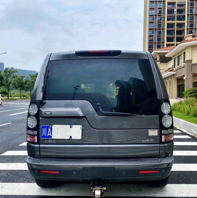 广州14年路虎发现9