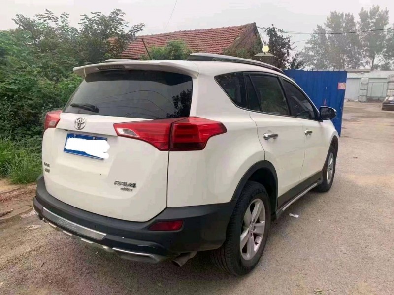 北京14年丰田RAV4荣放5