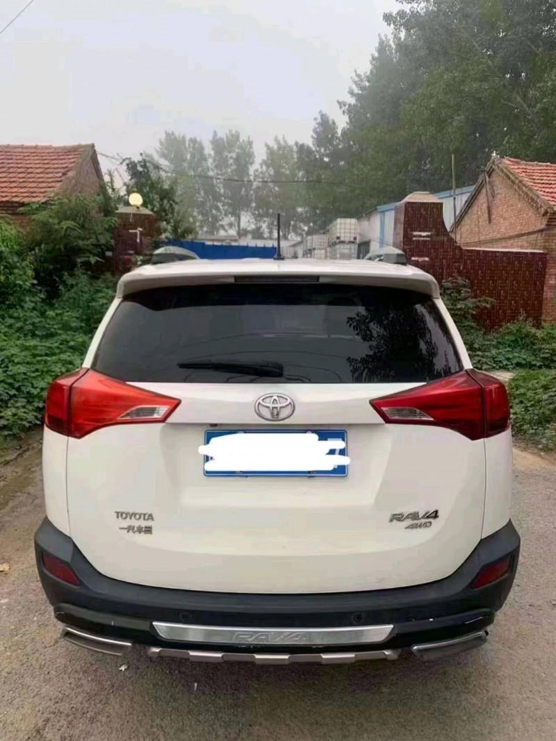 北京14年丰田RAV4荣放8