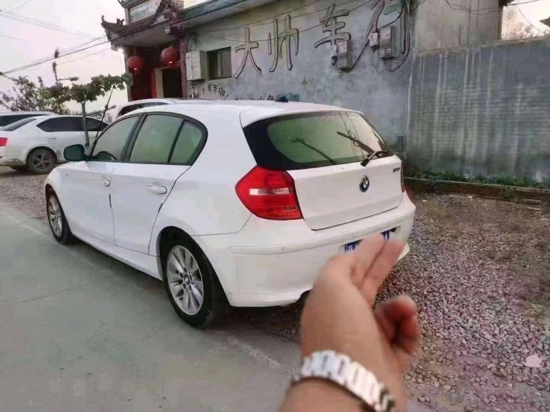 北京11年宝马1系2