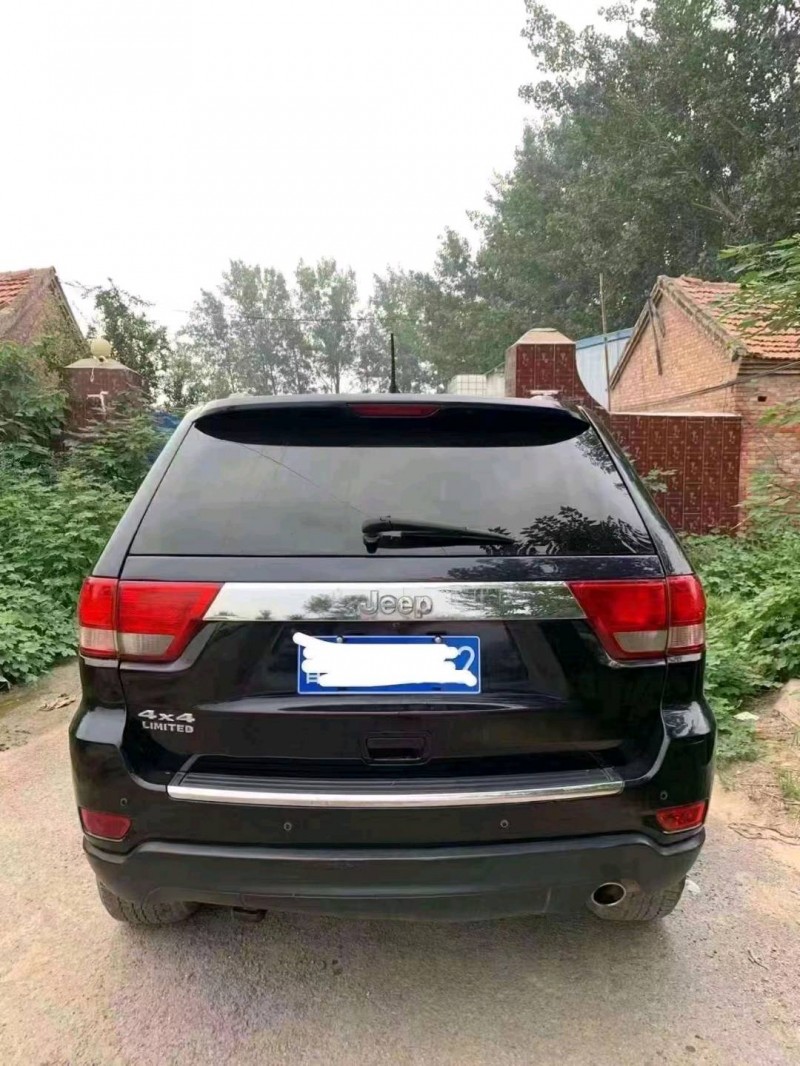 北京11年Jeep大切諾基2