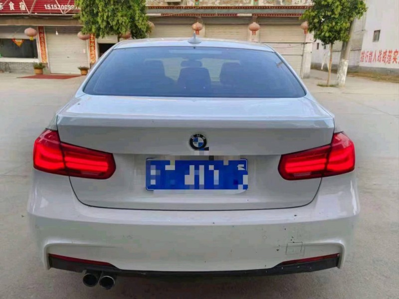 北京17年宝马3系2