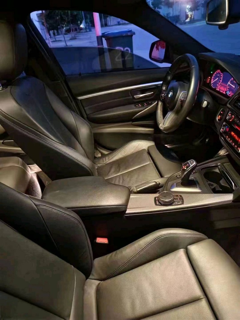 北京19年宝马3系4