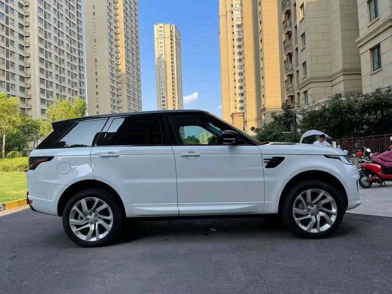 徐州21年路虎揽胜运动3