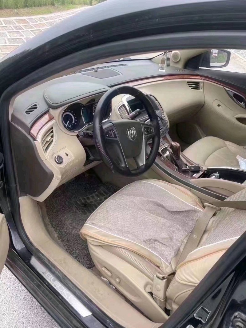 枣庄13年别克君越5