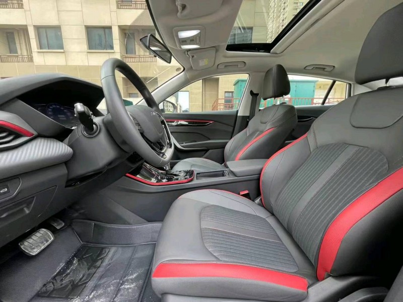 徐州22年东风奕炫6