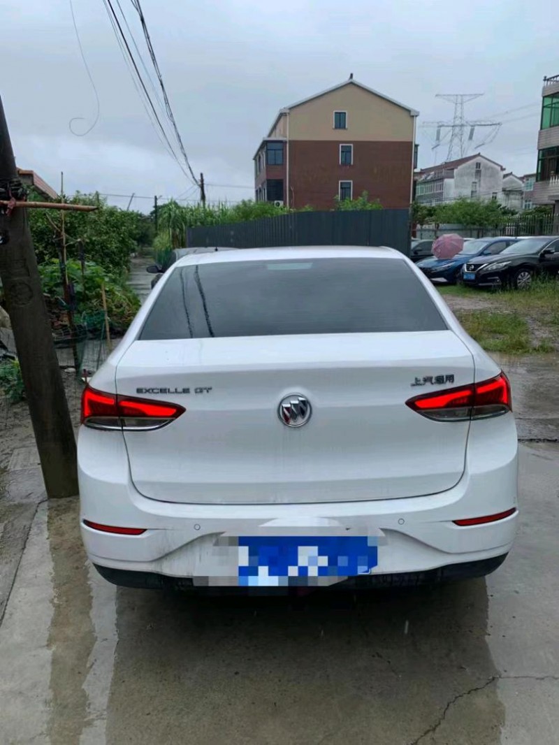 枣庄21年别克英朗2