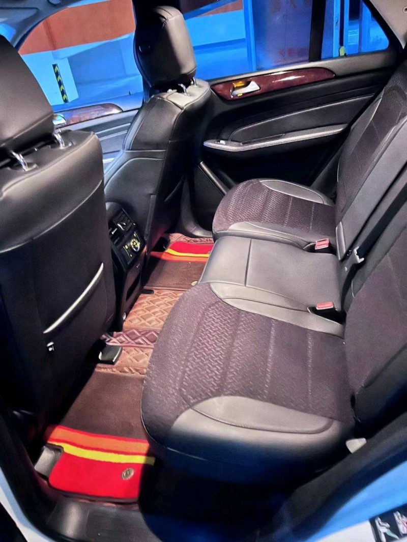 东营13年奔驰ML6