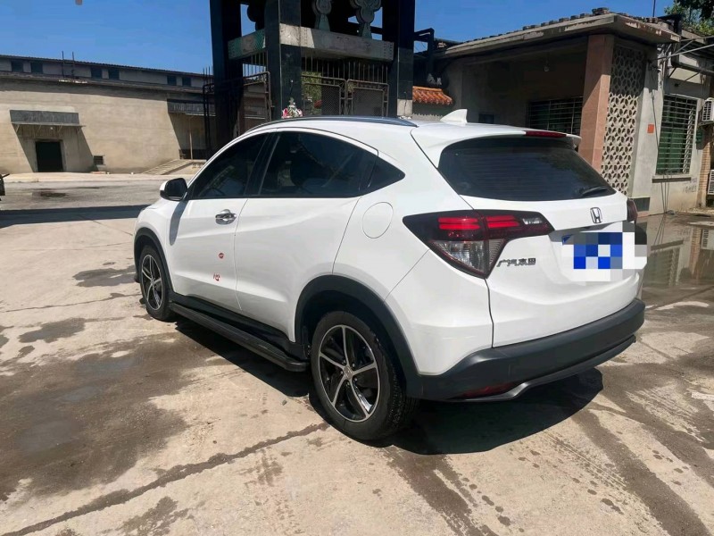 保定21年本田缤智3