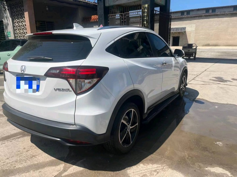 保定21年本田缤智6