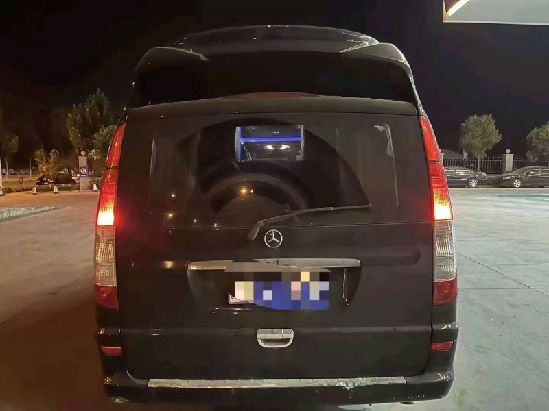 潍坊15年奔驰威霆7