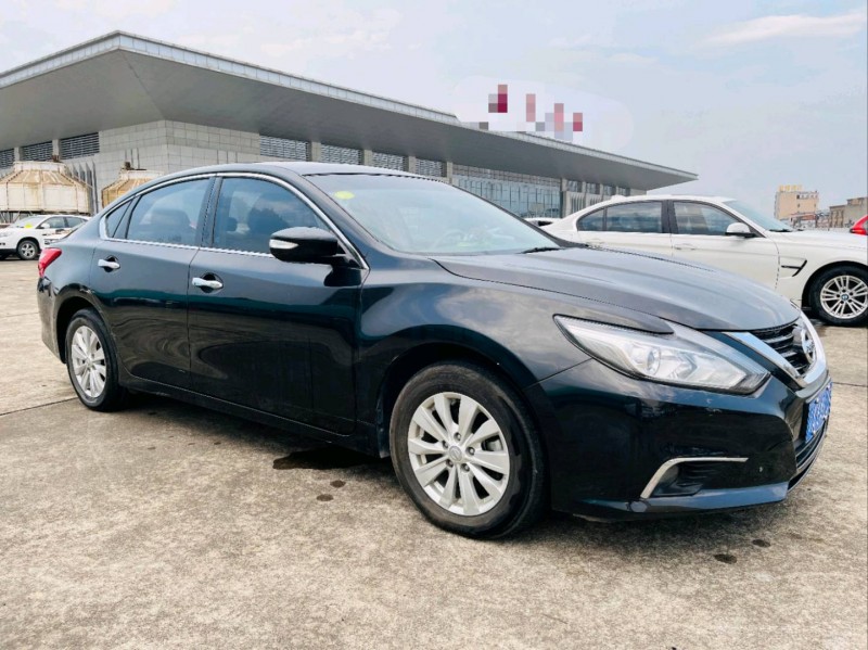 东莞19年日产天籁9