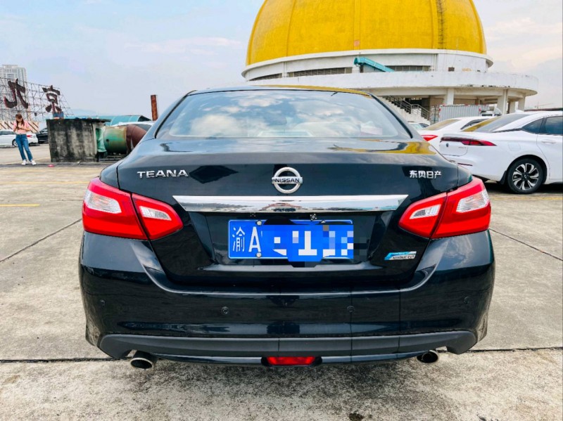 东莞19年日产天籁5