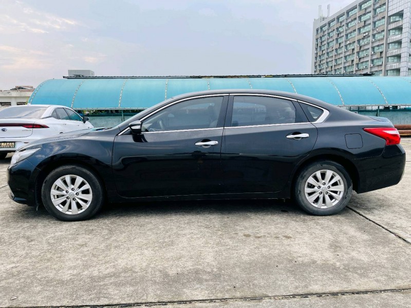 东莞19年日产天籁4