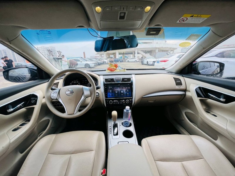 东莞19年日产天籁2