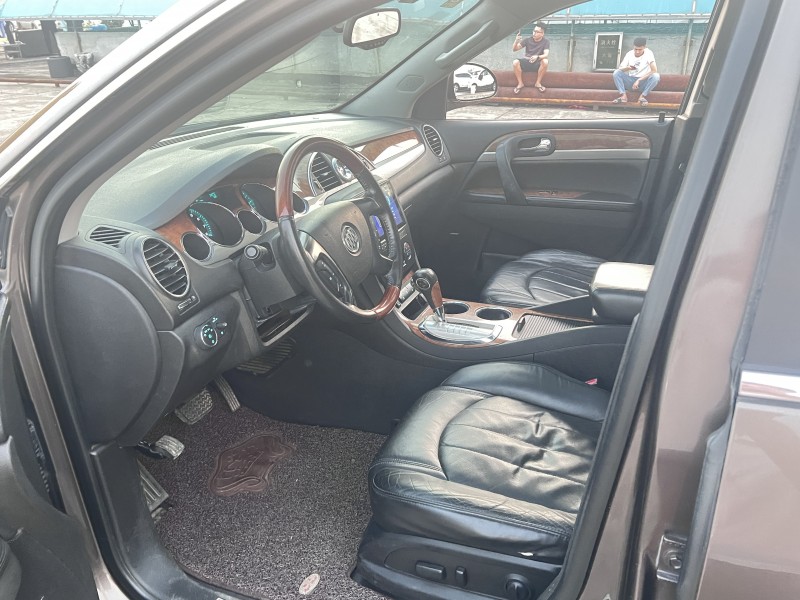 东莞10年别克昂科威3