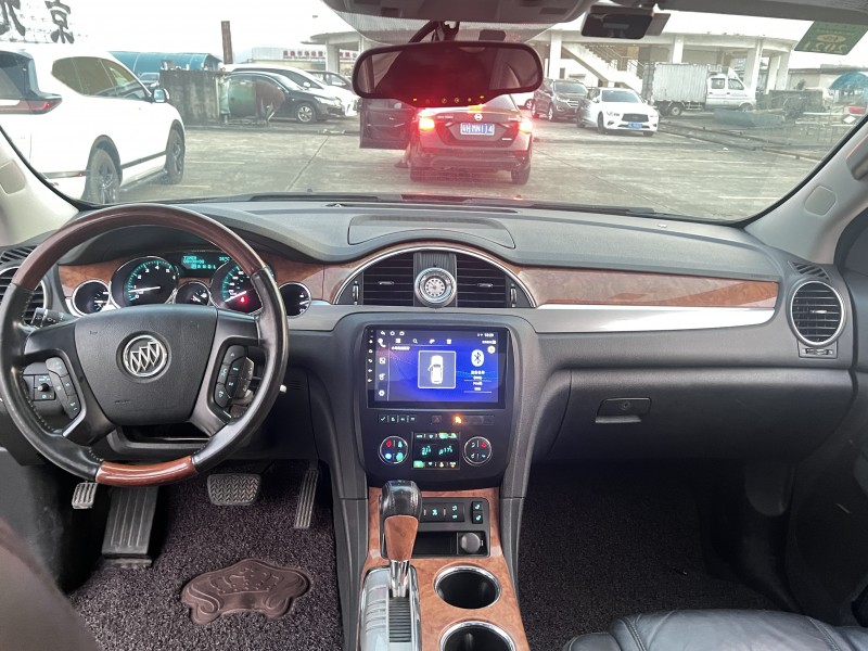 东莞10年别克昂科威2