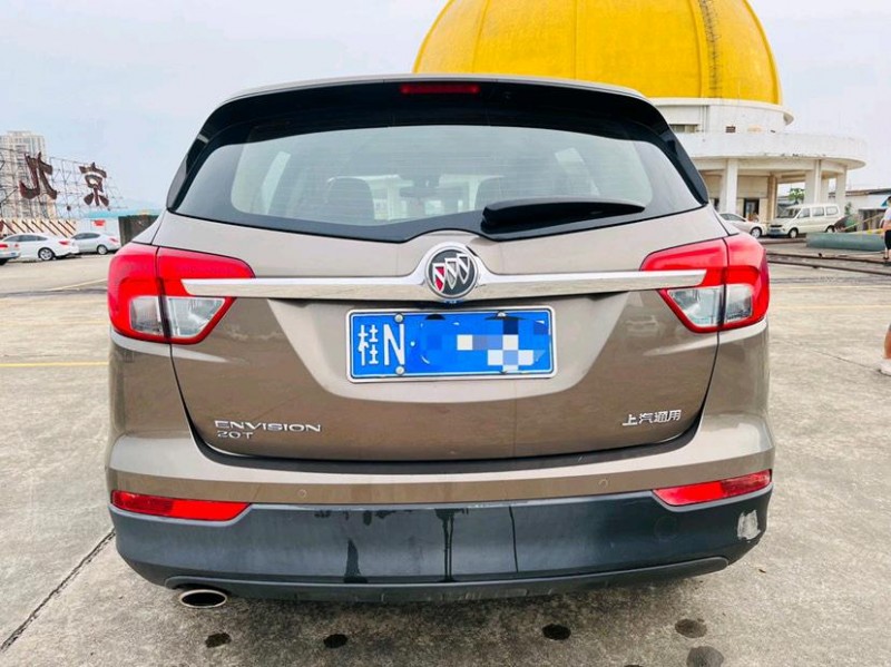 东莞16年别克昂科威5