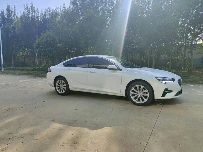 北京22年别克君威9