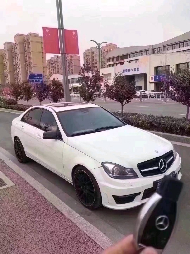 北京13年奔驰C2