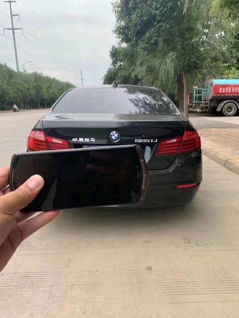 北京16年宝马5系3