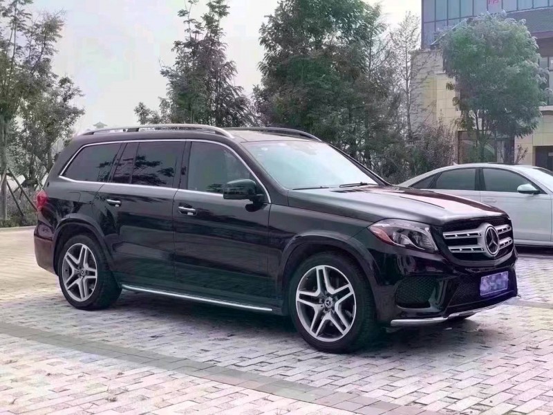 北京19年奔驰GLS2