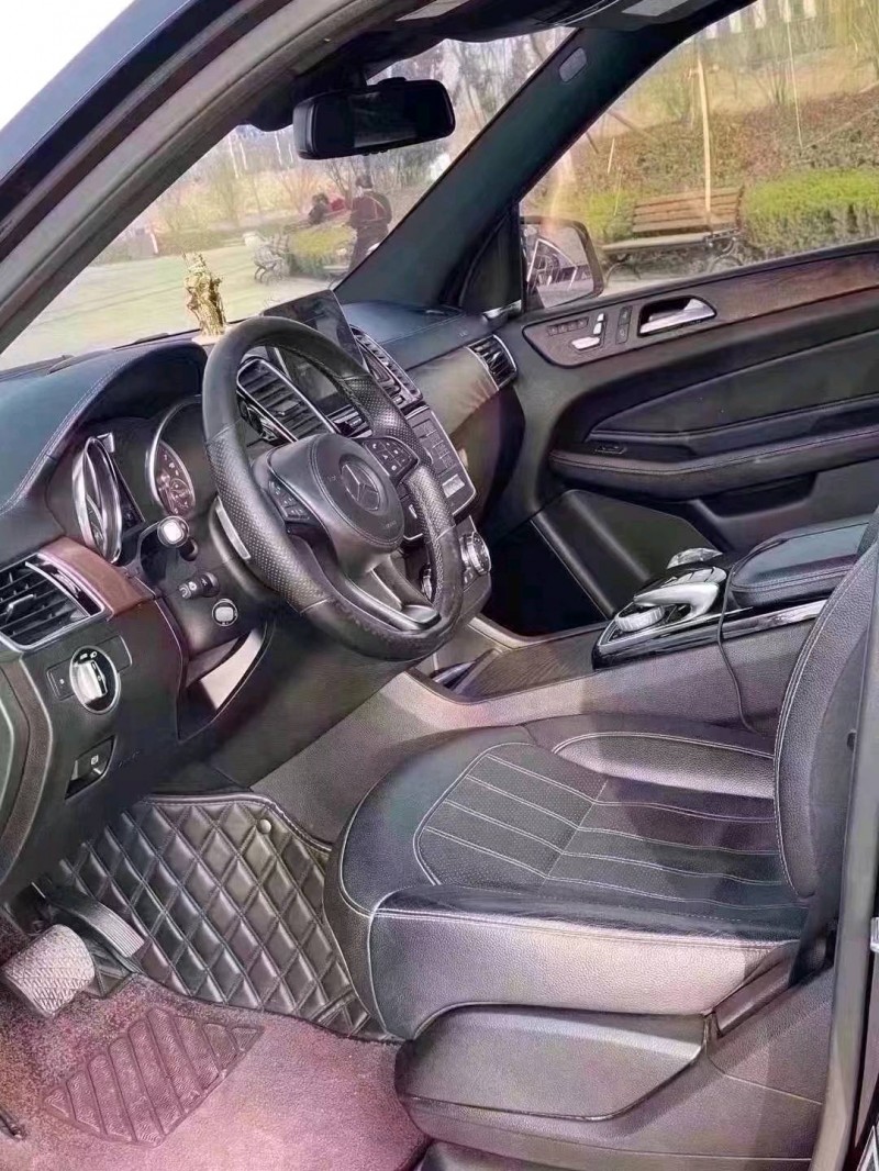 北京19年奔驰GLS4