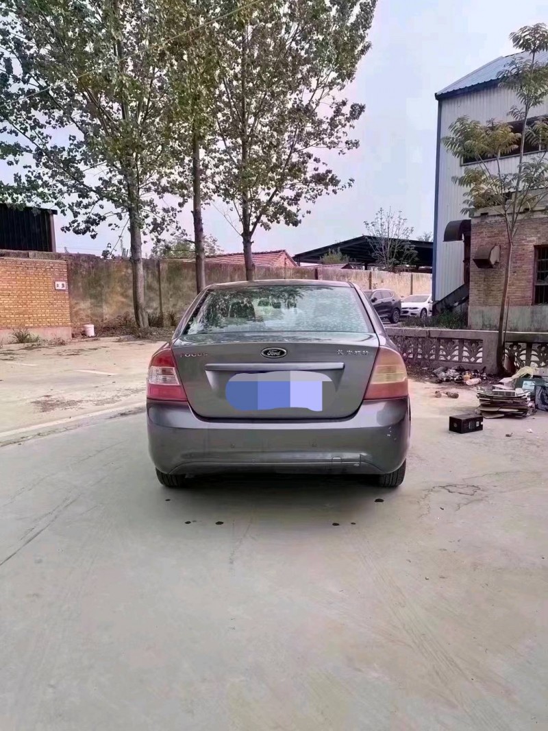 北京13年福特福克斯6