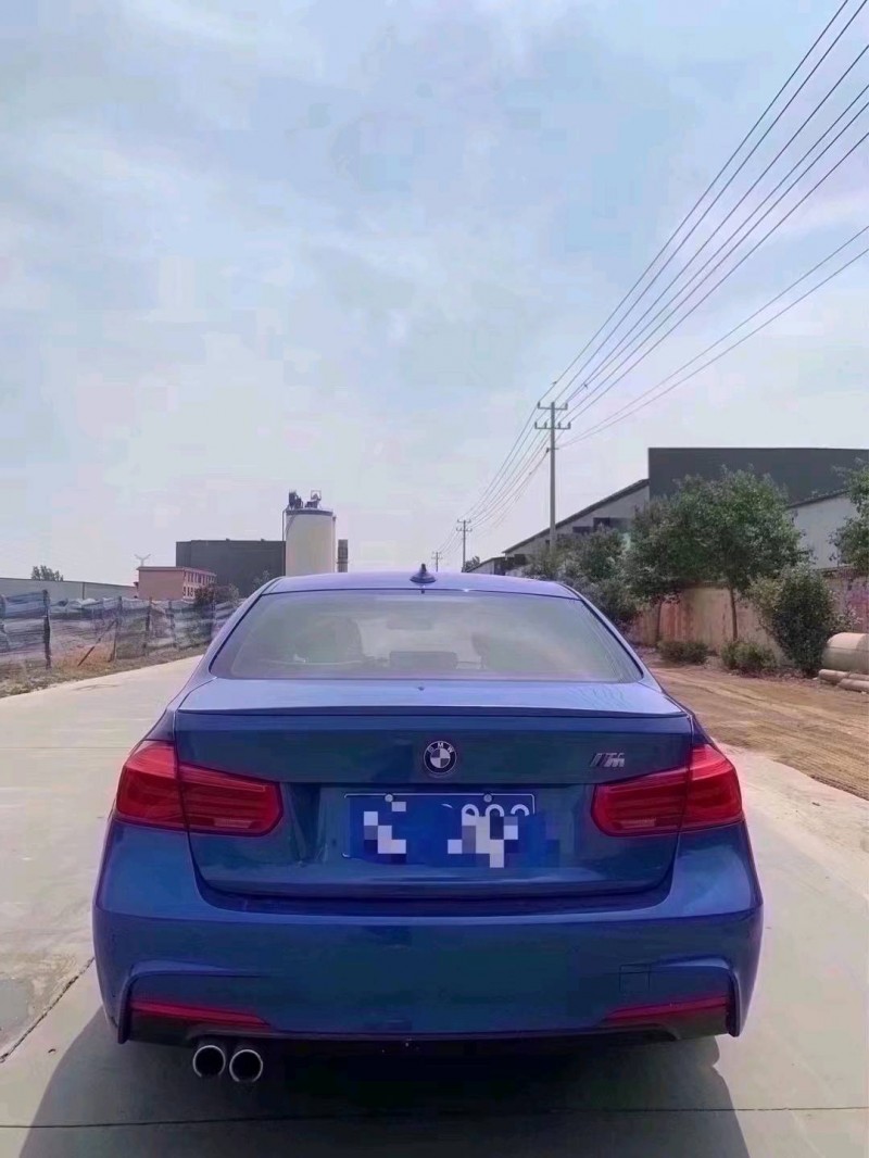 北京17年宝马3系8