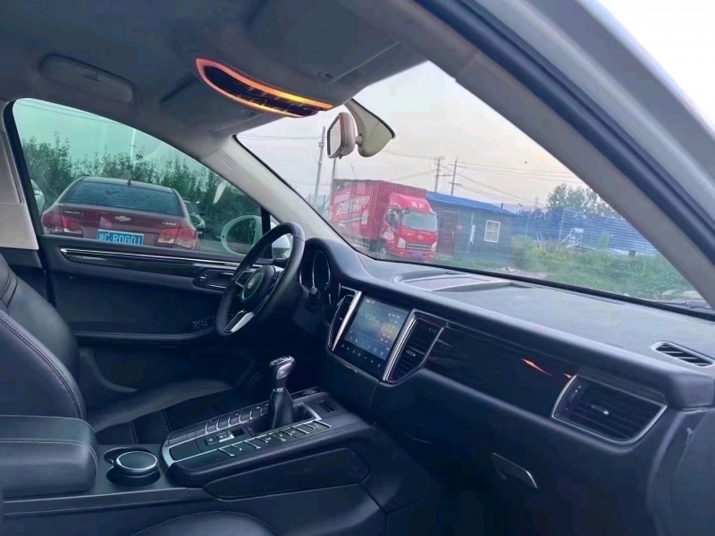 北京17年众泰SR95