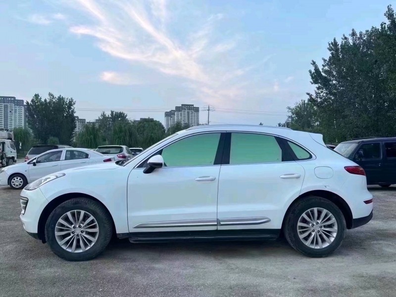 北京17年众泰SR97