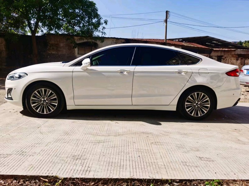 中山20年福特蒙迪欧5