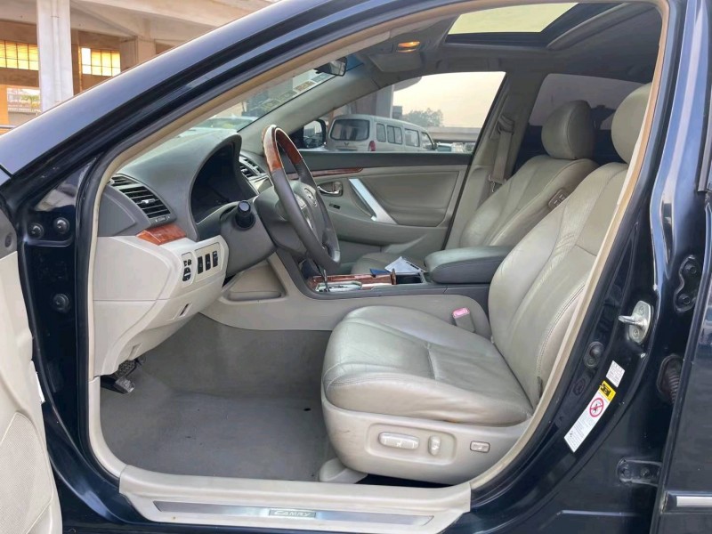 东莞07年丰田凯美瑞5