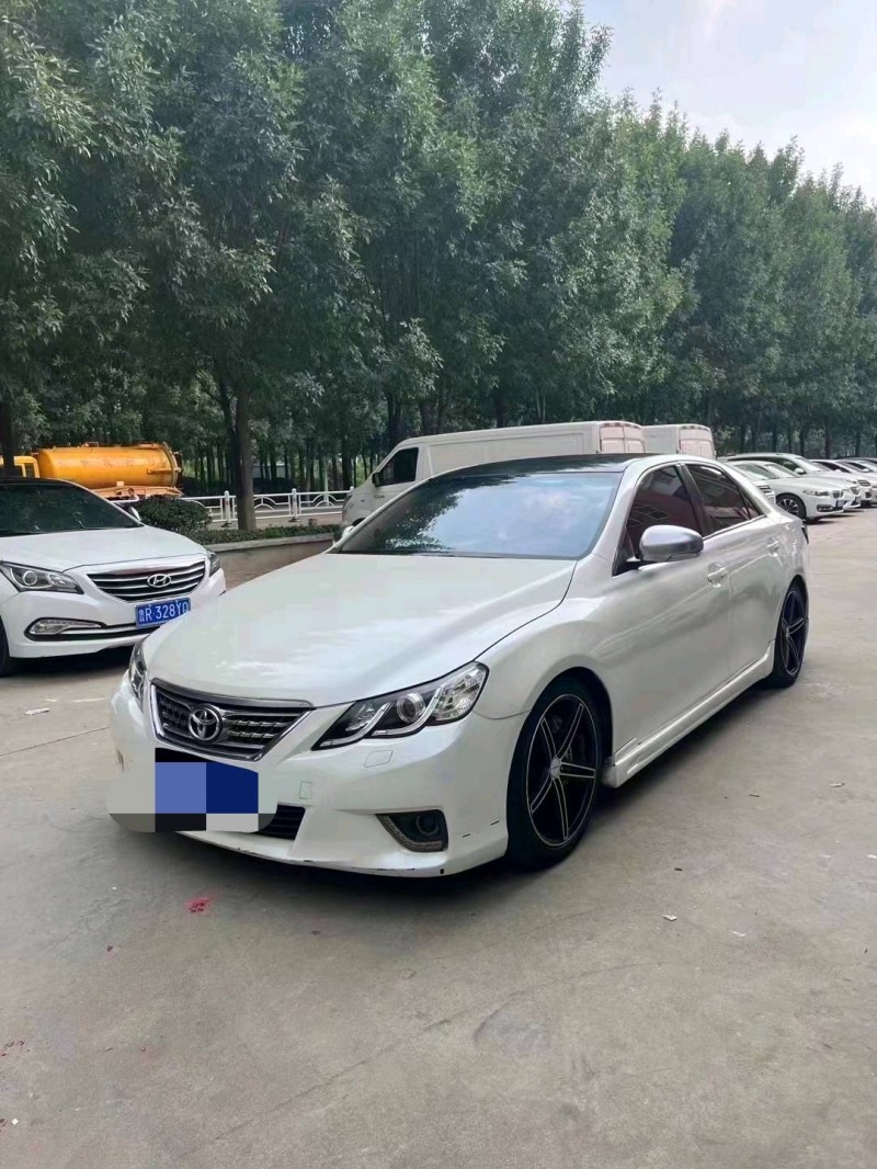 北京11年丰田锐志4