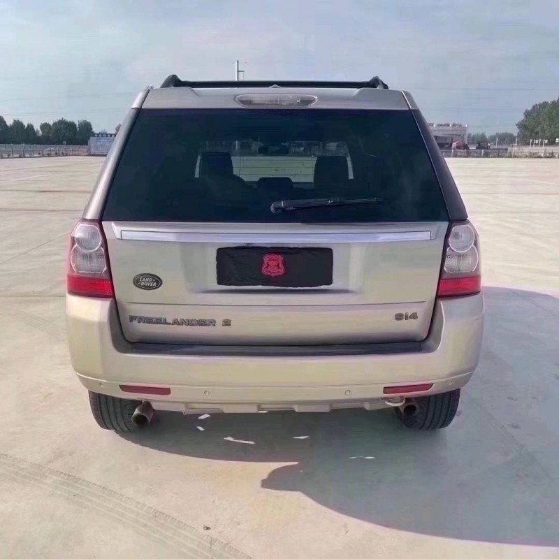 北京12年路虎神行者2