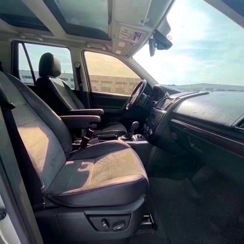 北京12年路虎神行者7