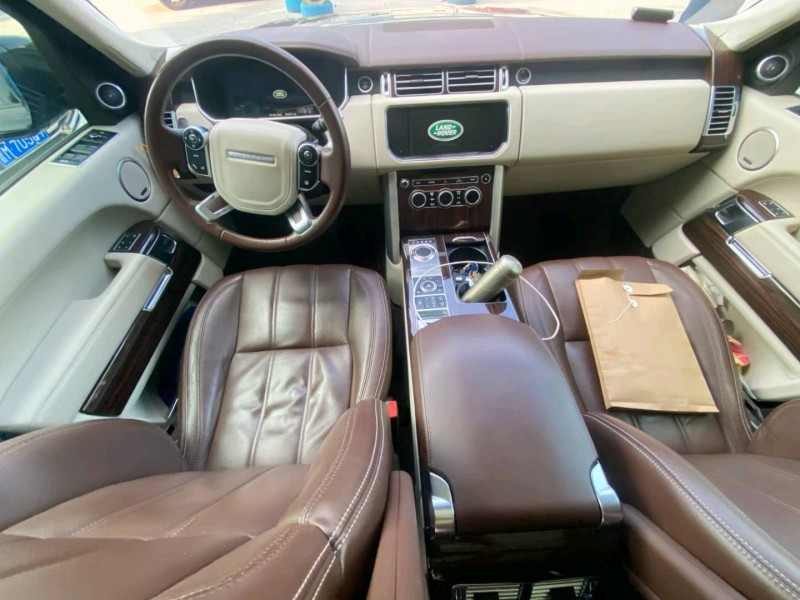 北京16年路虎揽胜行政4