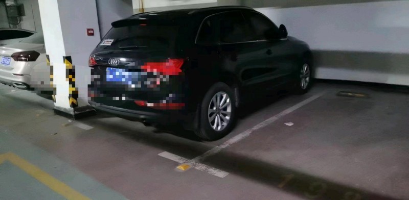 保定14年奥迪Q54