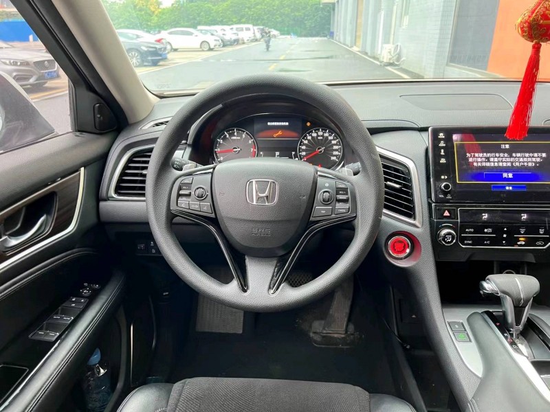 广州19年本田冠道5