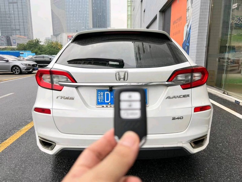 广州19年本田冠道9