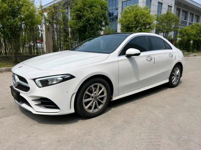 盐城19年奔驰A2